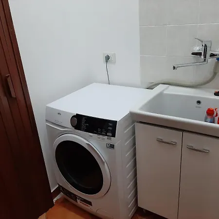 Comode Notti Apartamento *